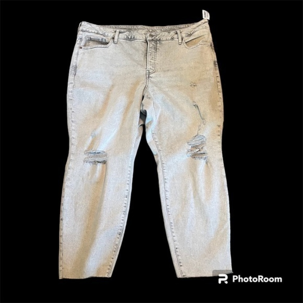 New light washed distressed old navy high rise OG straight cropped jeans